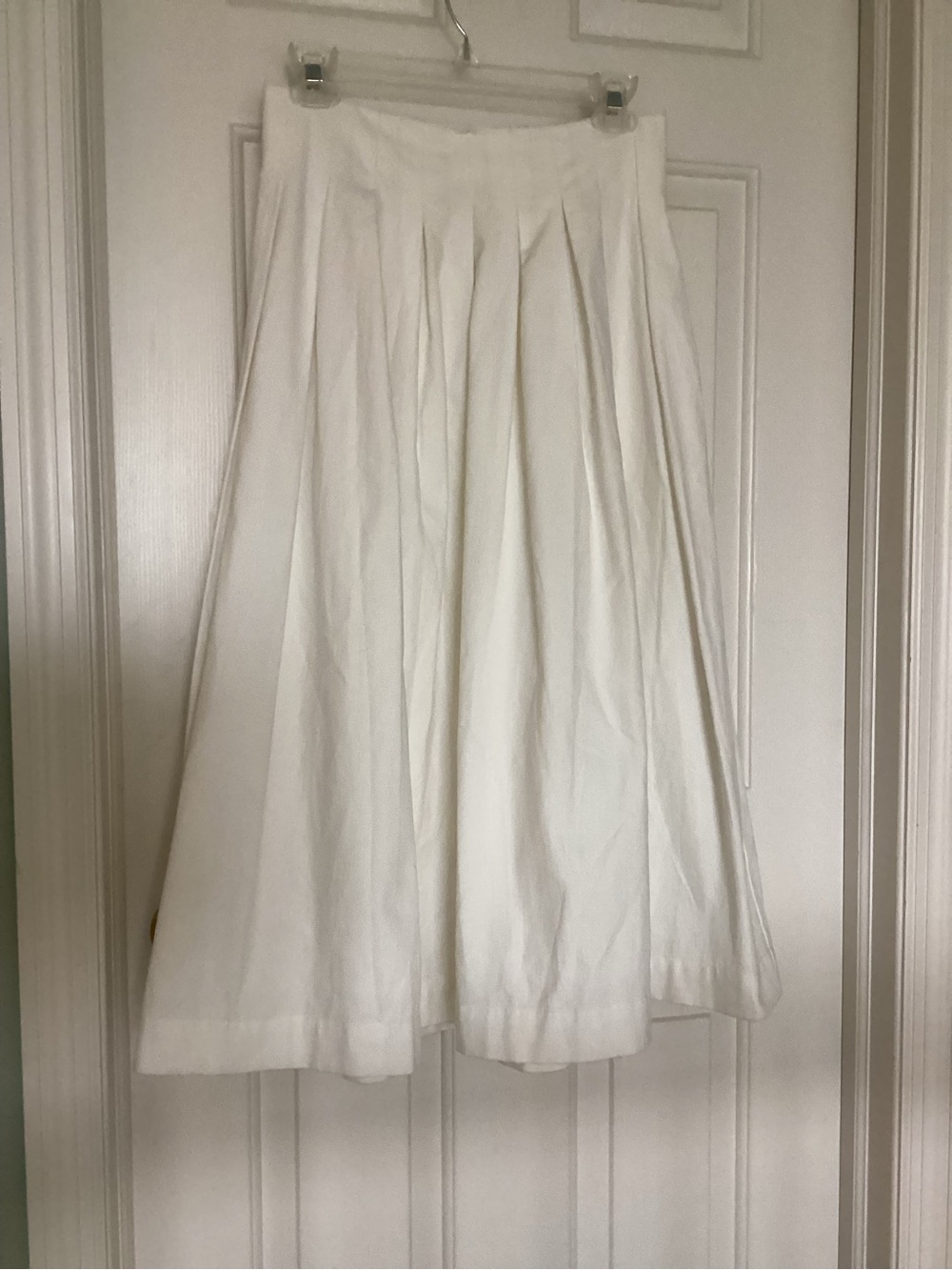 Lulus white skirt